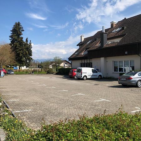 Landgasthof Zum Zimmermann Jona - Rapperswil Buitenkant foto