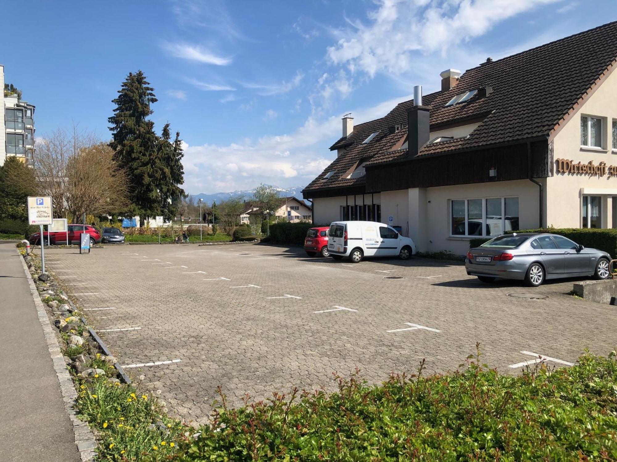Landgasthof Zum Zimmermann Jona - Rapperswil Buitenkant foto